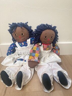 Vintage hand made raggedy Anne and Andy